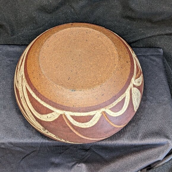 Hand Thrown Pottery Ceramic Stoneware Bowl by G. Wilson - Picture 8 of 11